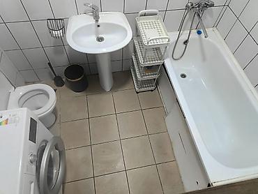 Батирлерди ижарага берүү: Сдается уютная 2‑комнатная квартира в низком этажном доме. Отдельный — 4