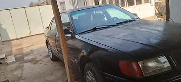 аудиге диска: Audi RS 4: 1993 г., 2.6 л, Седан — 3