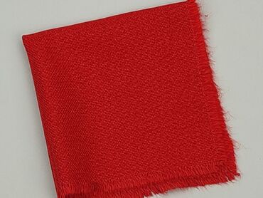 PL - Napkin 40 x 40, color - Red, condition - Good