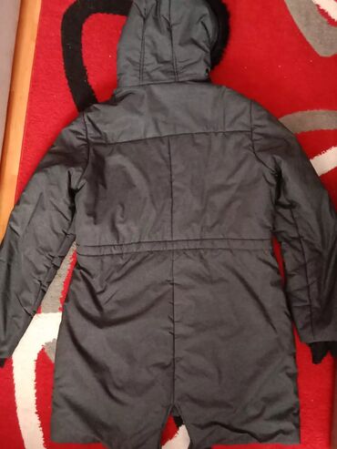 Zimske jakne: Hummel, XL (EU 42), Jednobojni, Sa postavom — 4