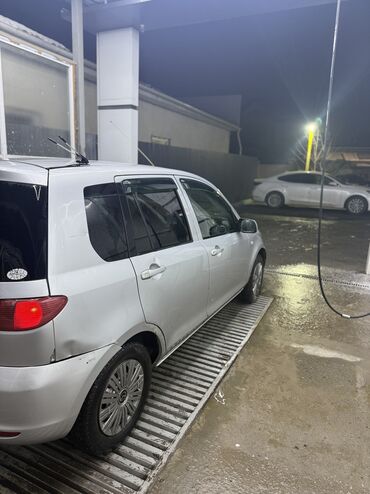 Mazda: Mazda Demio: 2003 г., 1.3 л, Автомат, Бензин, Хэтчбэк — 3