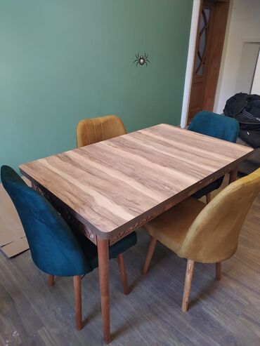 продам кухонный гарнитур бу: Для кухни, Новый, 4 стула