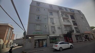 kiraye evler qebele: Xəzinə palace ş/e-nin yanındakı yeni tikili binanın 2-ci mərtəbəsində