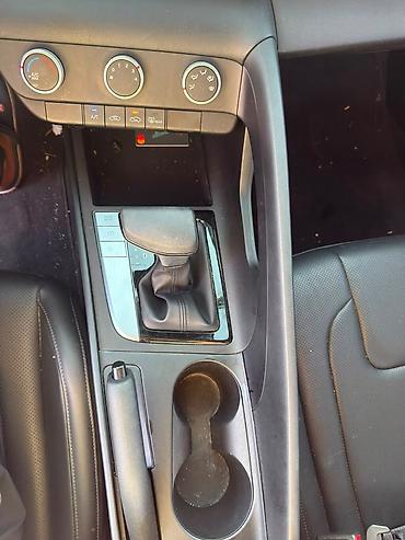 элантра: Hyundai Elantra: 2021 г., Седан — 9