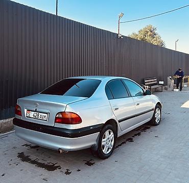 Toyota: Toyota Avensis: 1999 г., 2 л, Автомат, Бензин, Седан — 2