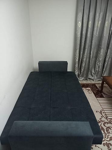 Divanlar: Convertibil divan/çarpayi - Mexanizm: asan açılıb-bağlanan mexanizm; — 2