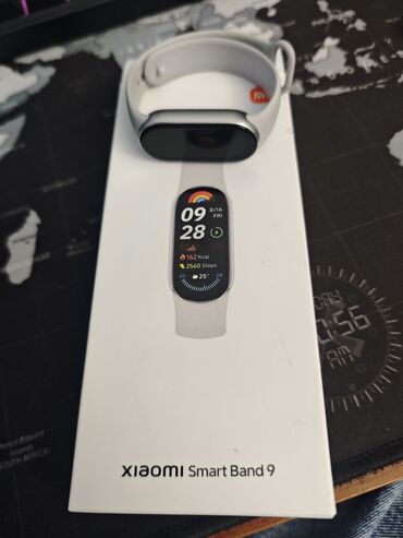 планшет поко: Mi band 9 original состояние 10 из 10 жена ходила. полная комплектация