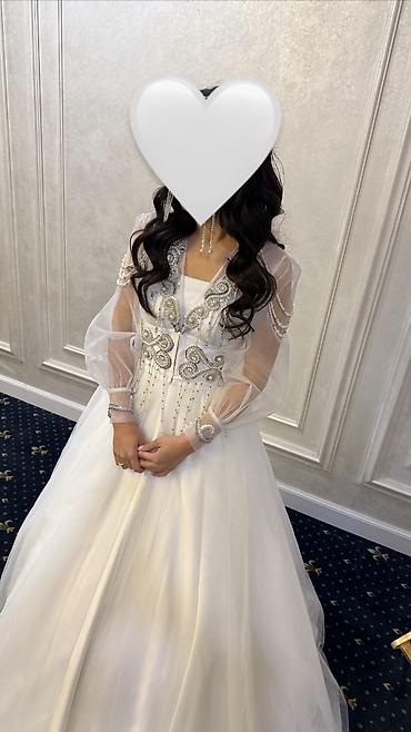 Вечерние платья: Вечернее платье, Пышное, Длинная модель, Атлас, Камни, Корсет, Стразы, S at lalafo.kg — 9 Вечерние платья: Вечернее платье, Пышное, Длинная модель, Атлас, Камни, Корсет, Стразы, S — 9