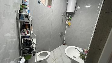 меняю на кв: 36 м², 3 комнаты, Арча-Бешик ж/м, Без животных — 2