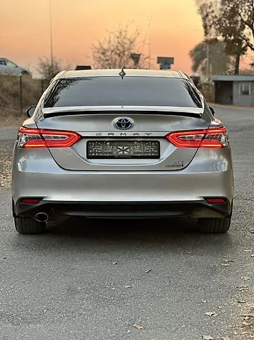 changan hybrid: Toyota Camry: 2020 г., 2.5 л, Вариатор, Гибрид, Седан — 6