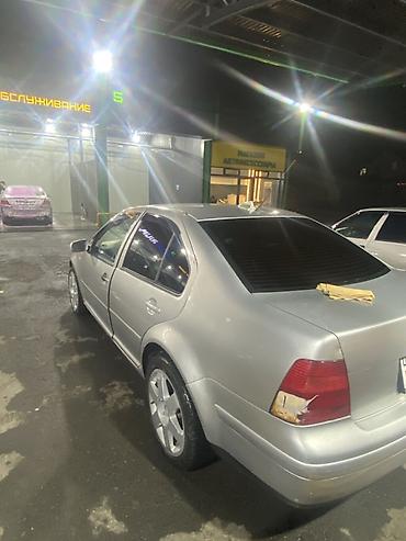 Volkswagen: Volkswagen Jetta: 1999 г., 2 л, Механика, Бензин, Седан — 4