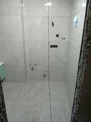 Ванны: Современный санузел в минималистичном стиле. - Отдельная зона ванны с — 8