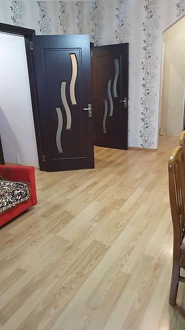 Mənzillər: Satılıq 2 otaqlı, əşyalarla birlikdə mansard mənzil. İnşaatçılar — 9