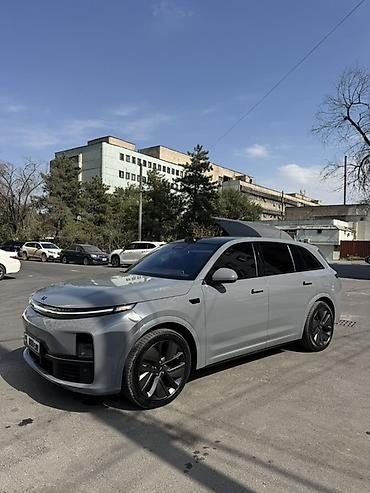 парковка на ваз 21 06: Lixiang L7: 2023 г., 1.5 л, Автомат, Гибрид, Кроссовер — 3
