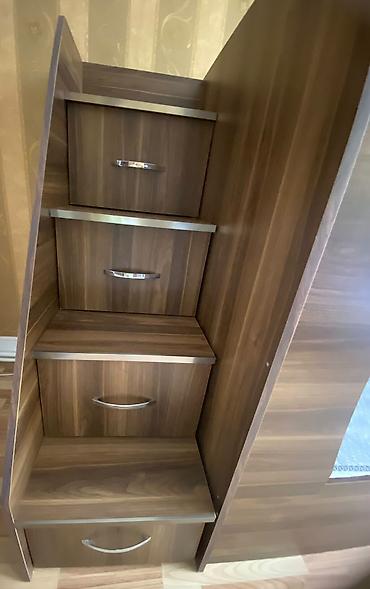 2mərtəbə kravat: İki mərtəbəli çarpayı satılır 🛏️ 💰 Qiymət: 270 AZN ✅ Matras daxil,Əla — 4