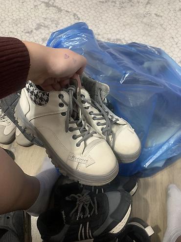 батинк: Мужские кроссовки, 38, 39, 41.5, Desigual, Б/у, цвет - Черный, Самовывоз — 5