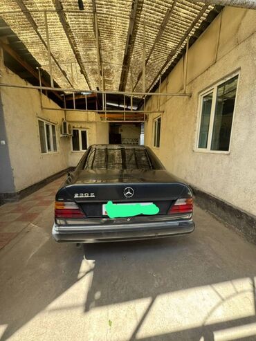 матор на ист: Mercedes-Benz W124: 1990 г., 2.3 л, Механика, Бензин, Седан