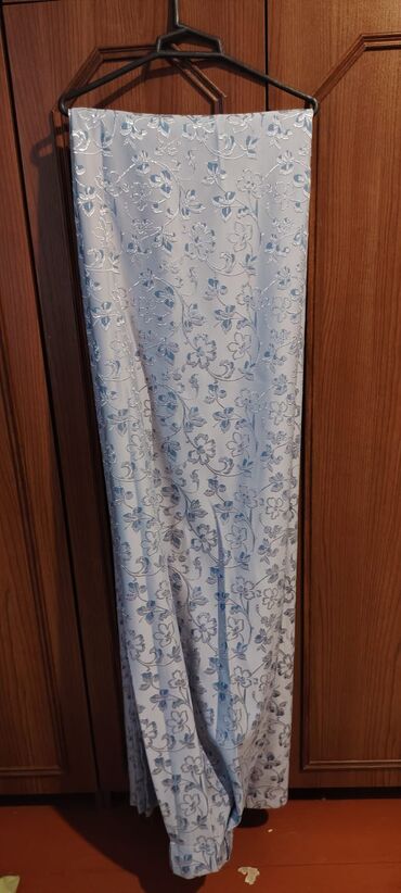 qarmoşqa pərdə: TECİLİ Satılır Uzunluğu -2.80. Eni-3Pərdə dəsti – 2 hissə - Material