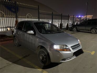 Chevrolet: Chevrolet Aveo: 2006 г., 1.4 л, Механика, Бензин, Универсал