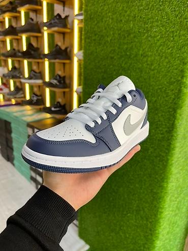 jordan 1: Мужские кроссовки, 44, Nike, Новый, цвет - Синий, Бесплатная доставка — 1