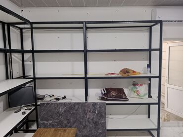 Dolablar: Corner shelf