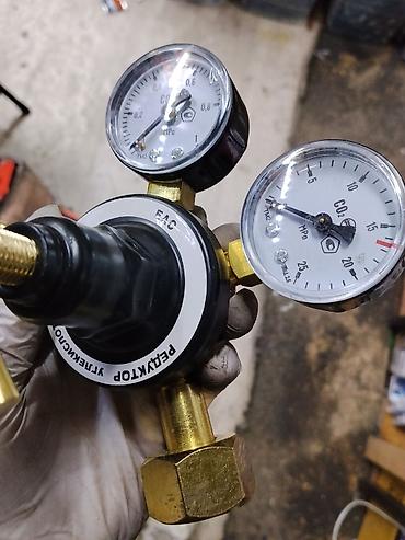 Газ баллондору: Редуктор углекислотный УР-6-6 (CO2) с двумя манометрами - Для — 2