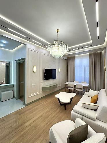 Mənzillər: İcarəyə verilir 2 otaqlı yeni tikili 55 m², 28 May m. Menzil 28 May — 10