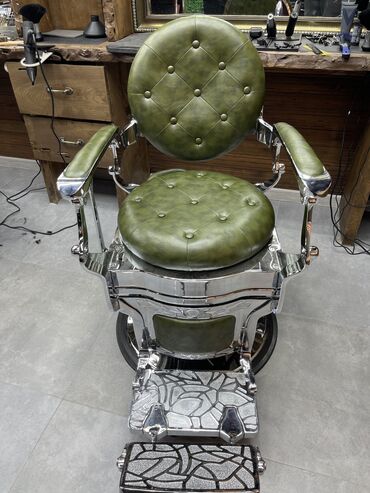 барберское кресло бу: Продаю б/у барбер кресло хорошем состоянии Продаю и новый кресло