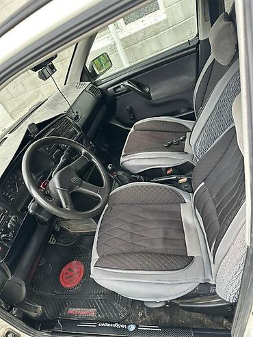 кочкор авто: Volkswagen Golf: 1992 г., 1.8 л, Кол менен иштөөчү, Бензин, Хетчбек — 7