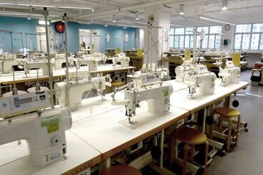 швейный цех с оборудованием: Швея Универсал. Сары-Озон Дыйкан рынок