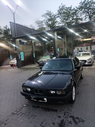 е34 2 5: BMW 5 series: 1992 г., 2.5 л, Механика, Газ, Седан