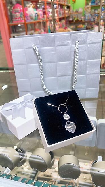 бижутерия tiffany: Колье из серебра 925 пробы с подвесками. Описание: - Тонкая цепочка — 1