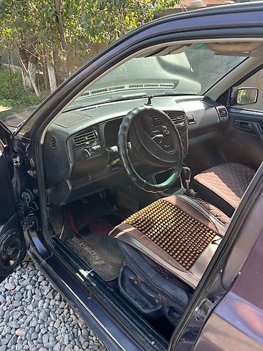 jetta 2: Volkswagen Golf: 1993 г., 1.5 л, Механика, Бензин, Хэтчбэк — 9