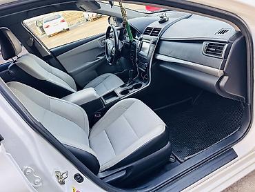 Панели, обшивки: Центральная консоль Toyota — 3