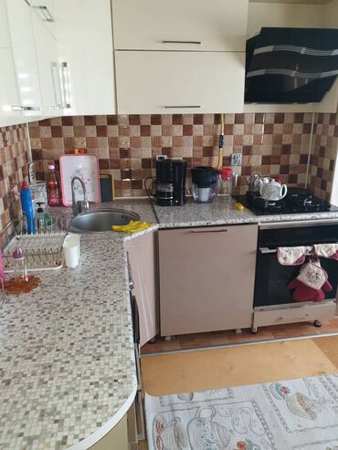 Köhnə tikili: Bakı, 3 otaqlı, Köhnə tikili, m. Həzi Aslanov, 75 kv. m — 10