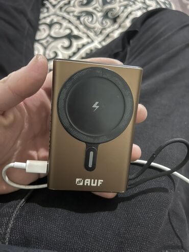 умные часы с сим картой: Магнитный внешний аккумулятор AUF с беспроводной зарядкой -