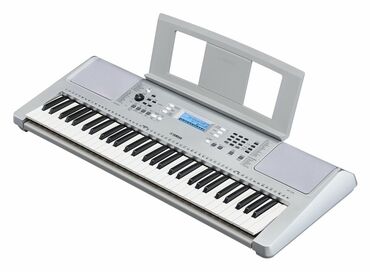 струнные инструменты 94: Синтезатор Yamaha YPT‑370 (портативный, серебристый корпус) - 61