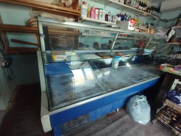 dəzgah soyuducu: Soyuducu vitrin – mağaza, kafe və marketlər üçün - Ön şüşəli