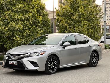 Toyota: Toyota Camry: 2018 г., 2.5 л, Автомат, Бензин, Седан
