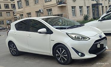 Toyota: Toyota Aqua: 2018 г., 1.5 л, Вариатор, Гибрид, Хэтчбэк — 3