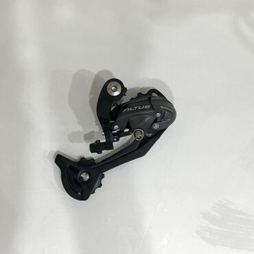 перчатки для велика: Shimano Altus RD-M370-SGS задний переключатель 3x8 / 3x9 продаю