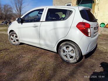 Chevrolet: Chevrolet Spark: 2020 г., 1 л, Вариатор, Бензин, Хэтчбэк — 3