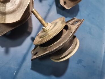 Auto delovi: Nosac motora predni bocni desni Lada . Novo. Originalno. Ruske — 6