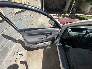 mazda cx: Mazda Cronos: 1992 г., 2 л, Механика, Бензин, Лифтбек — 5