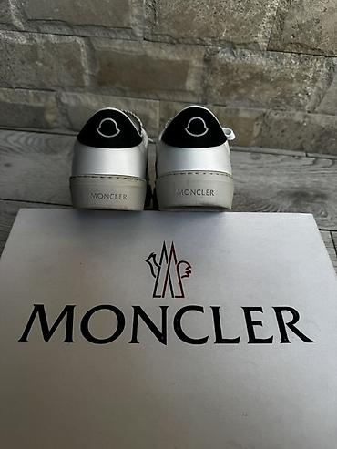 ролик кроссовка: Кроссовки Moncler original !!! Два выхода !!! Состояние идеальное !!! — 3