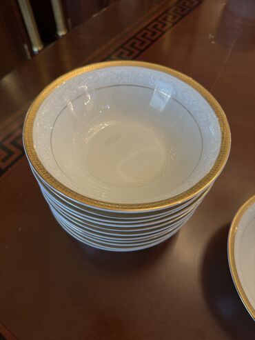 китайский фарфор: Набор Дубайского фарфора! Супницы и Кесешки с золотой каемкой и нежным