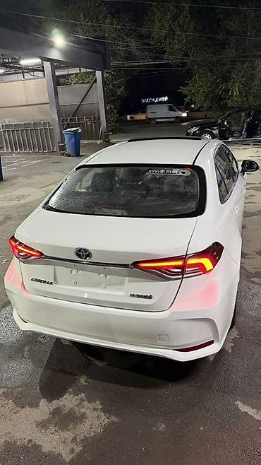 Продажа авто: Toyota Corolla: 2019 г., 1.8 л, Вариатор, Гибрид, Седан — 10