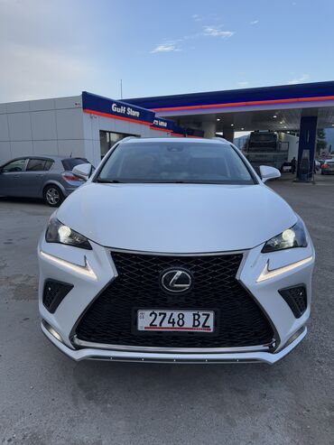 Lexus: Lexus NX: 2018 г., 2 л, Типтроник, Бензин, Кроссовер