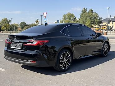 camry 55 exclusive: Toyota Camry: 2026 г., 2.5 л, Вариатор, Гибрид, Седан — 5