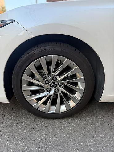 lexus 250: Lexus ES: 2020 г., Вариатор, Гибрид, Седан — 8